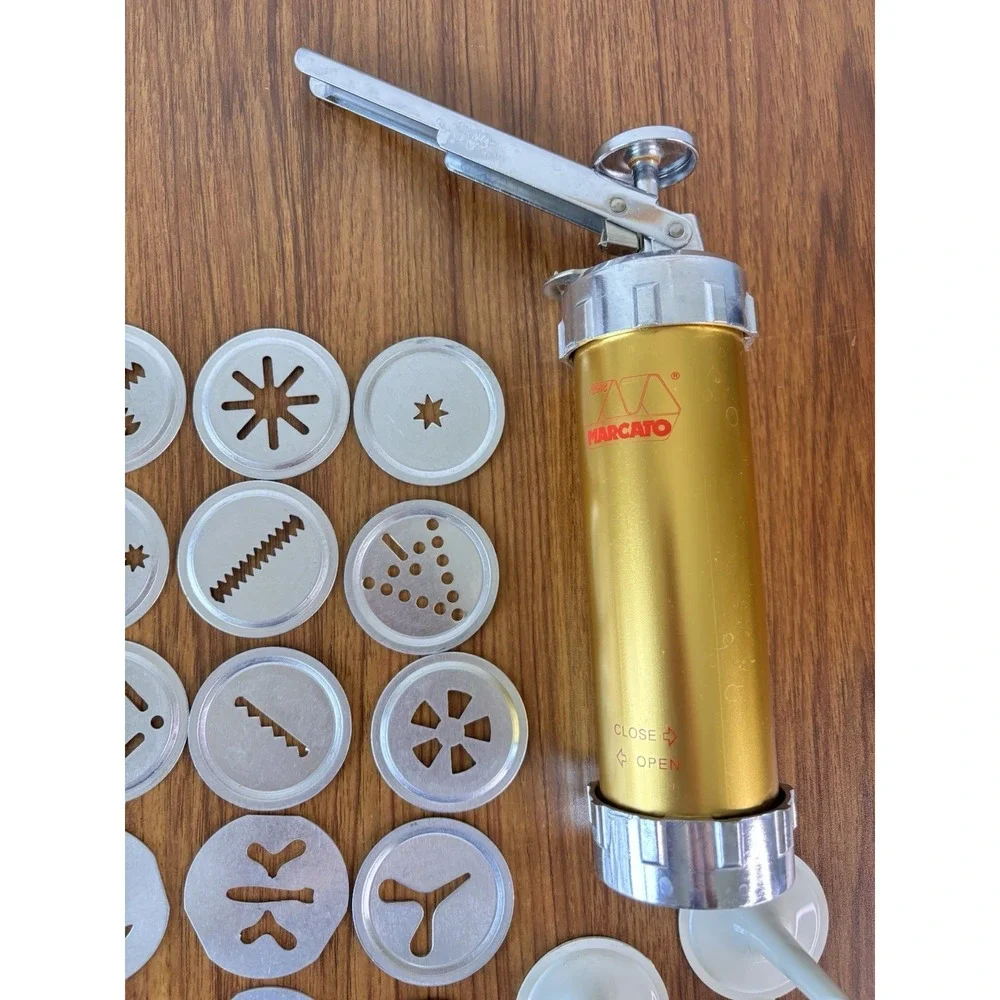 Vintage Marcato‎ Atlas Biscuit Maker Cookie Press w/28 Attachments NEW Italy